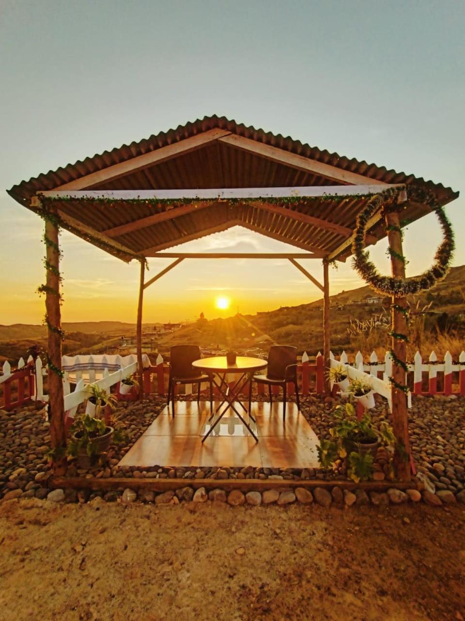 The Escapade Inn Cherrapunji Ngoại thất bức ảnh